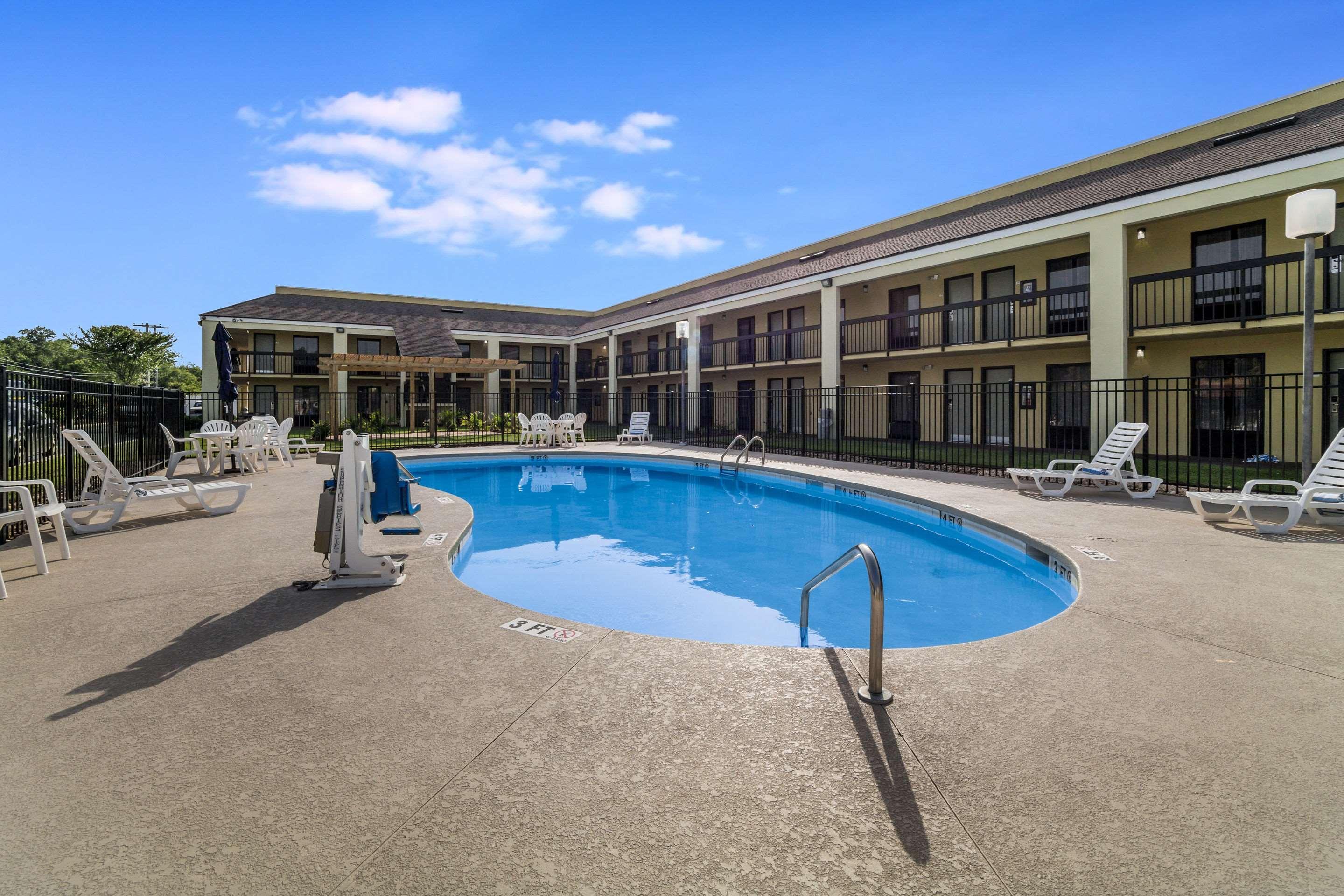Quality Inn Coliseum North Charleston Eksteriør billede